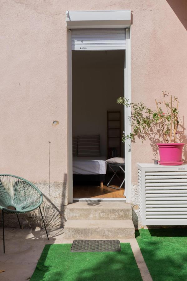 Hotel Le Petit Nid Des Chutes Lavies Marseilles Exterior foto